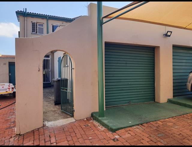 3 BEDROOM TOWNHOUSE SOLD IN HALFWAY GARDENS